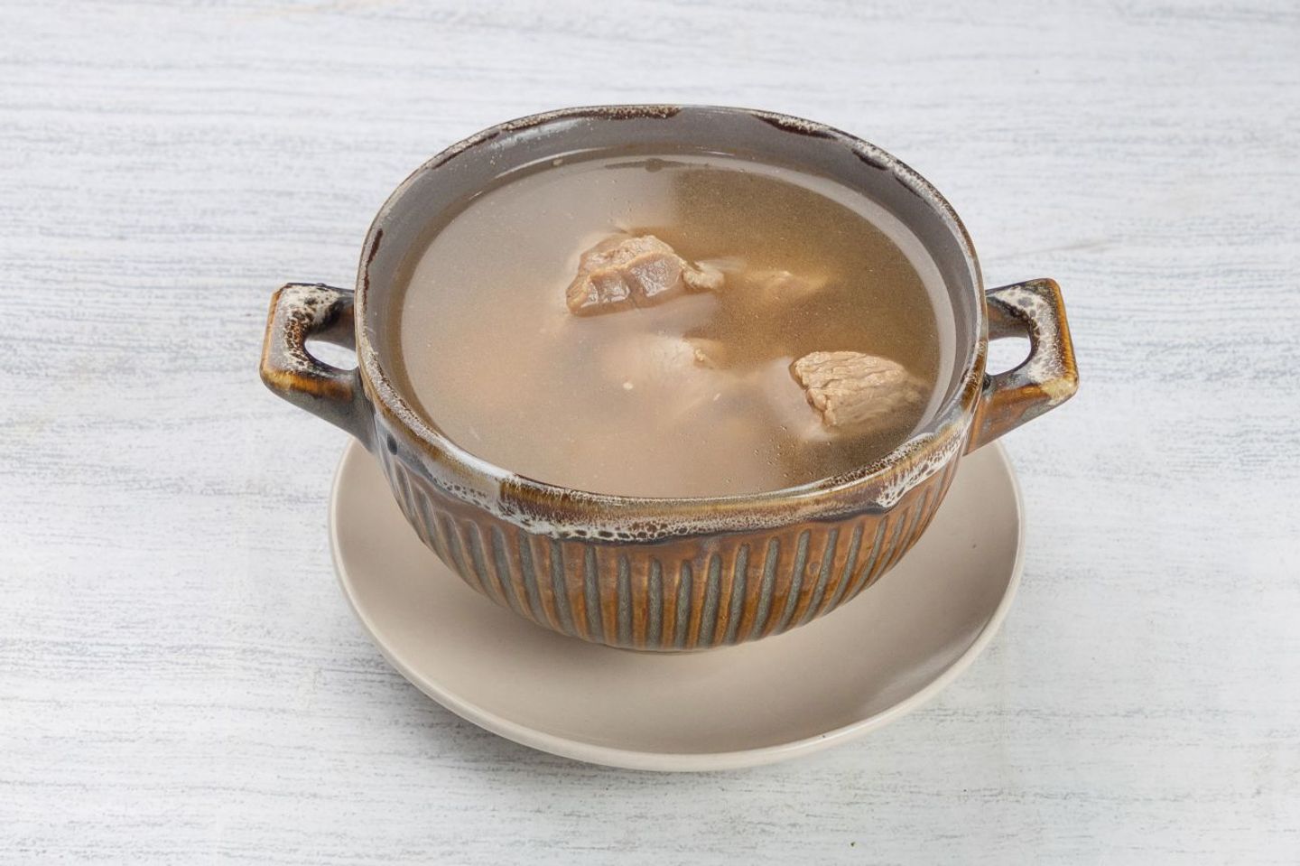 لحم بالشوربة