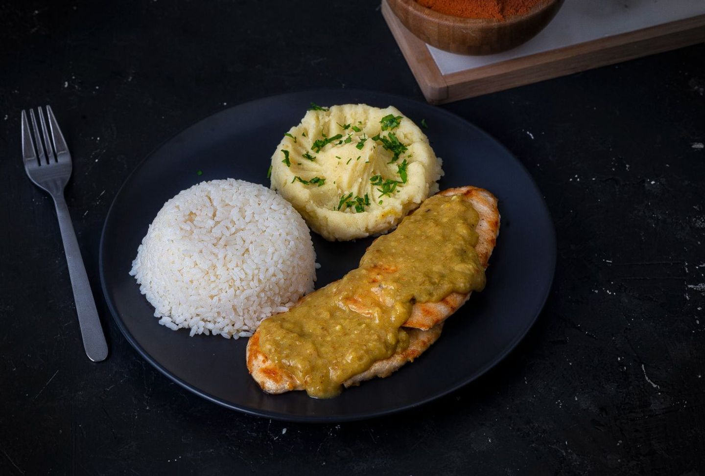Chicken With Curry Sauce