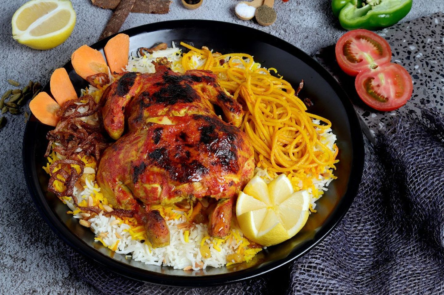 قوزي دجاج ( دجاجة كاملة )