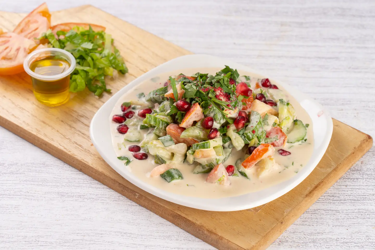 صحن سلطة طحينية