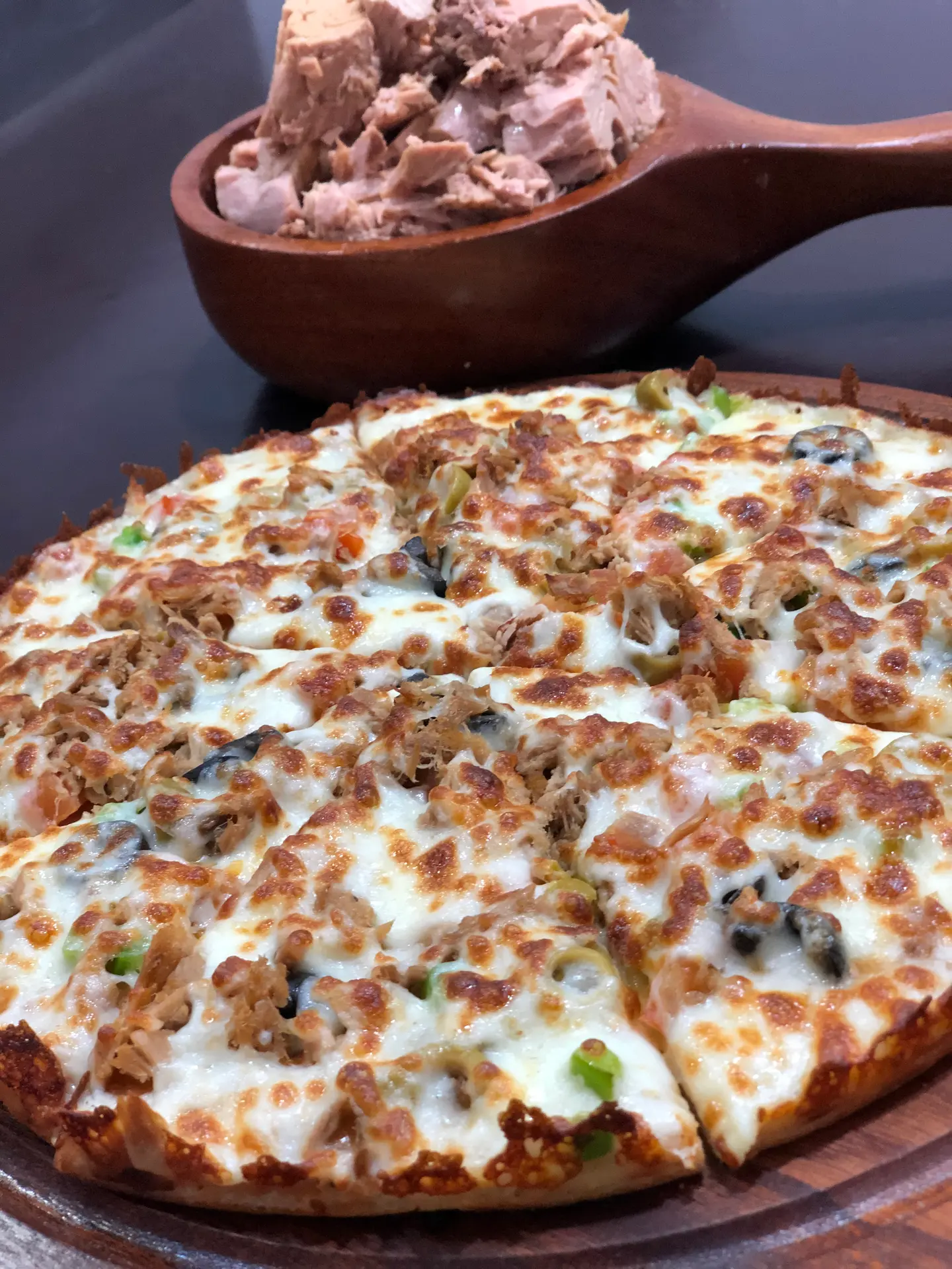 Tuna Pizza