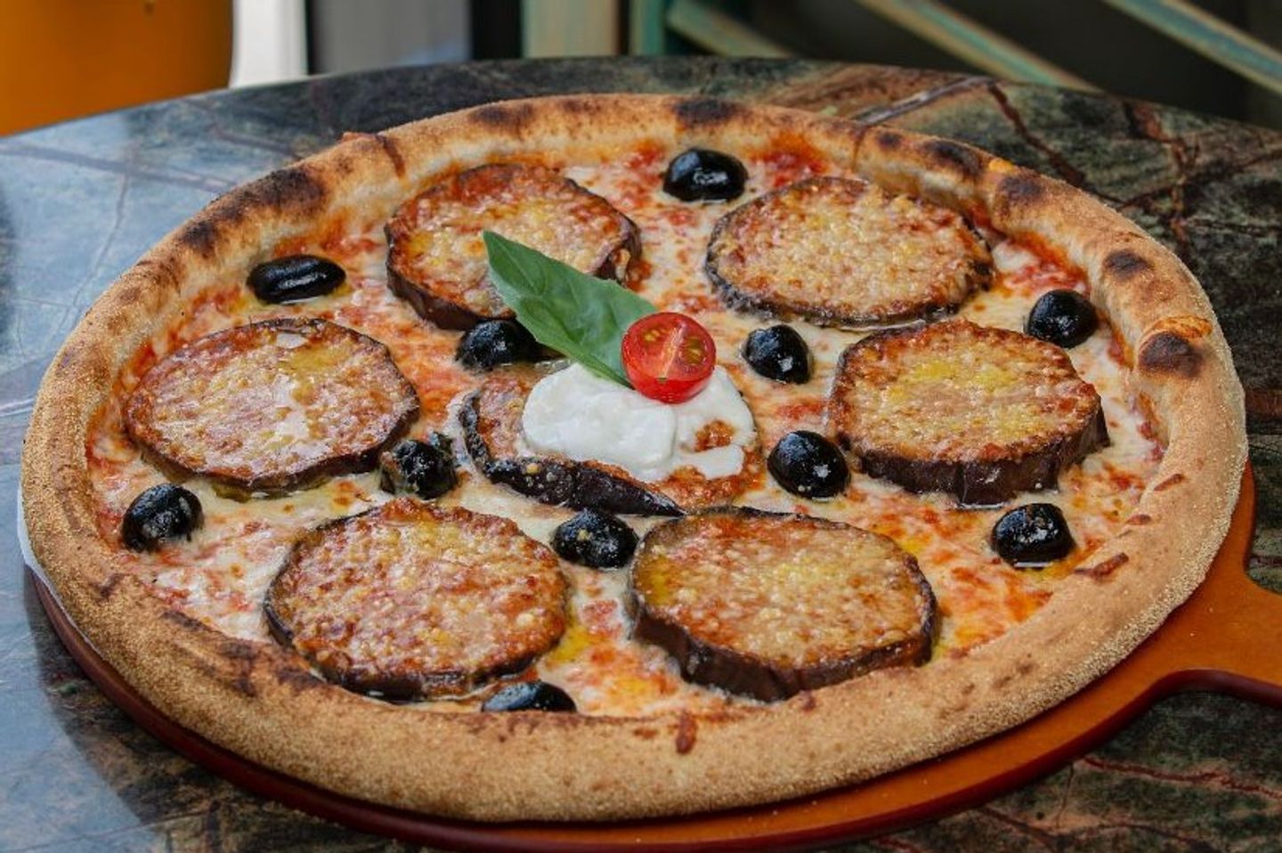 Melanzane Pizza