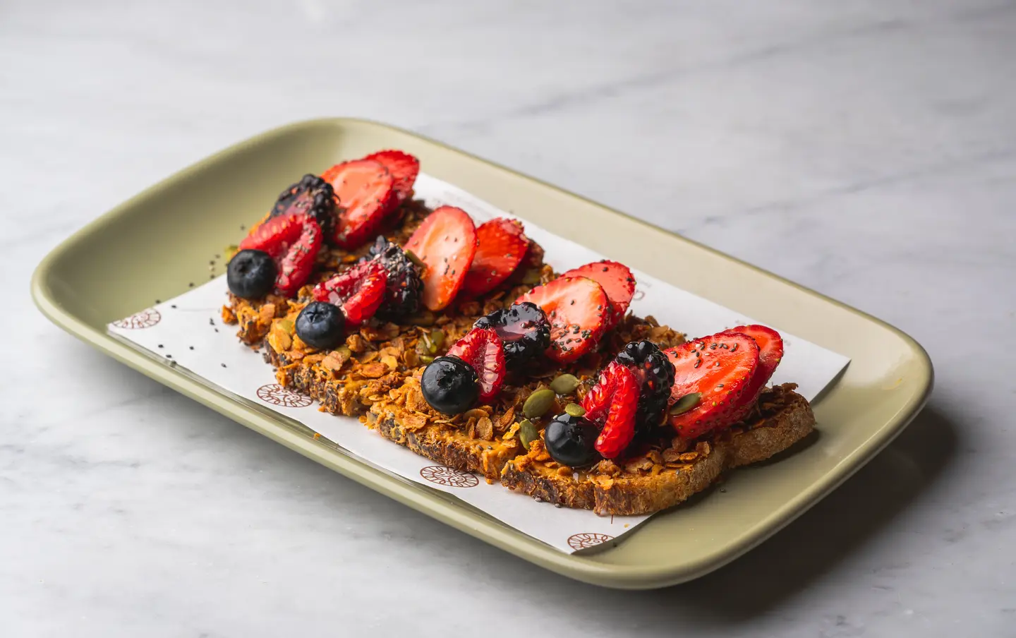 Peanut Butte With Granola