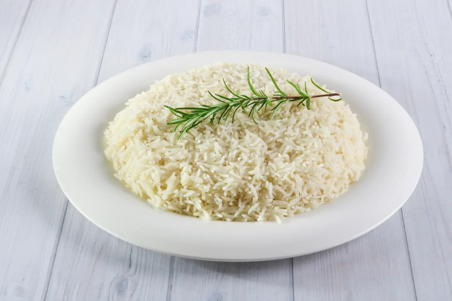 رز أبيض - وسط