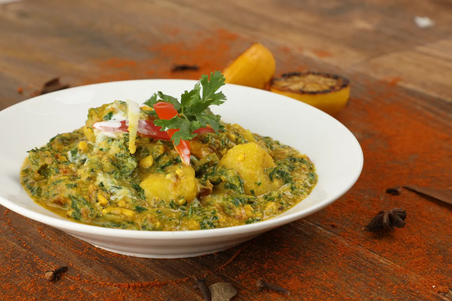 Aloo Palak - Chicken