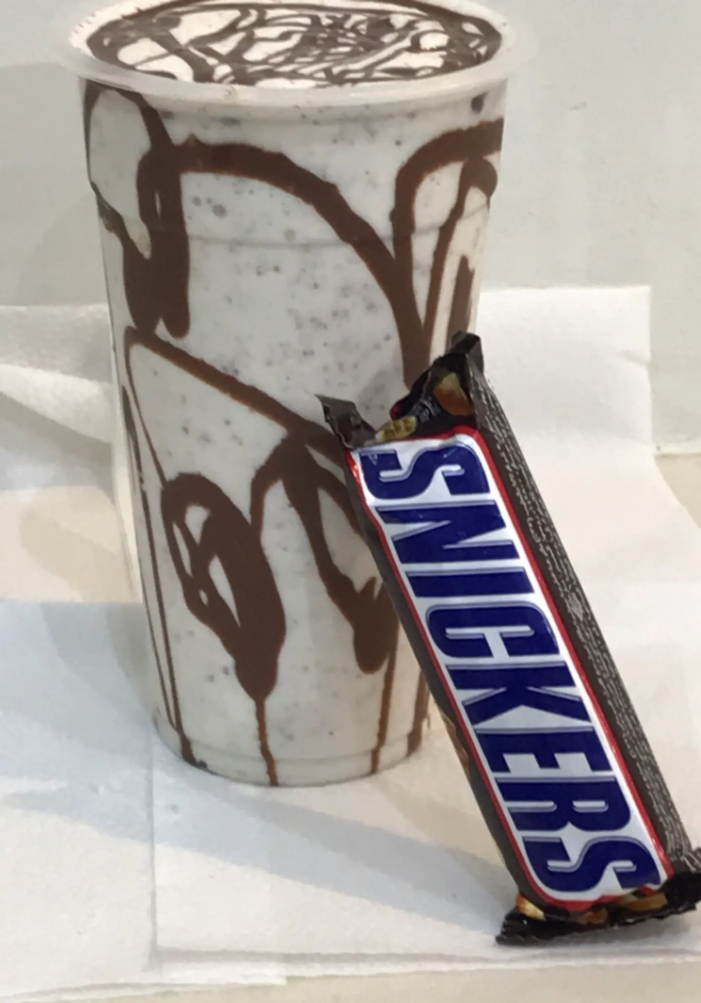 Milkshake Snickers - Medium