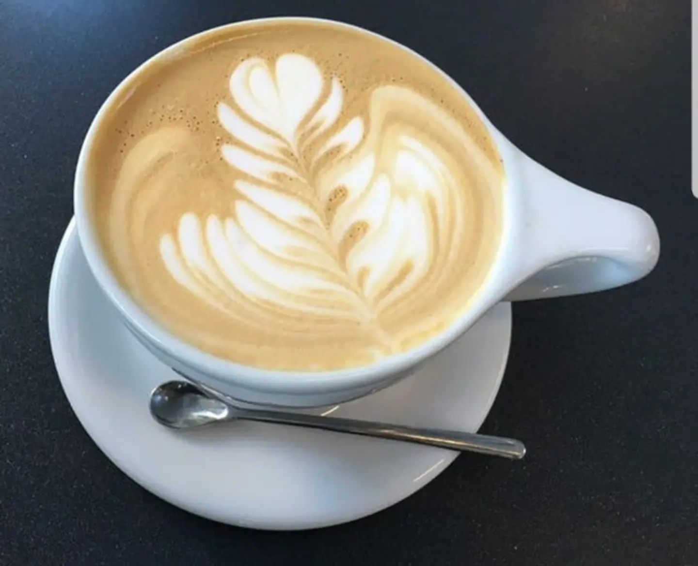 قهوة فرنسية بالبندق - صغير