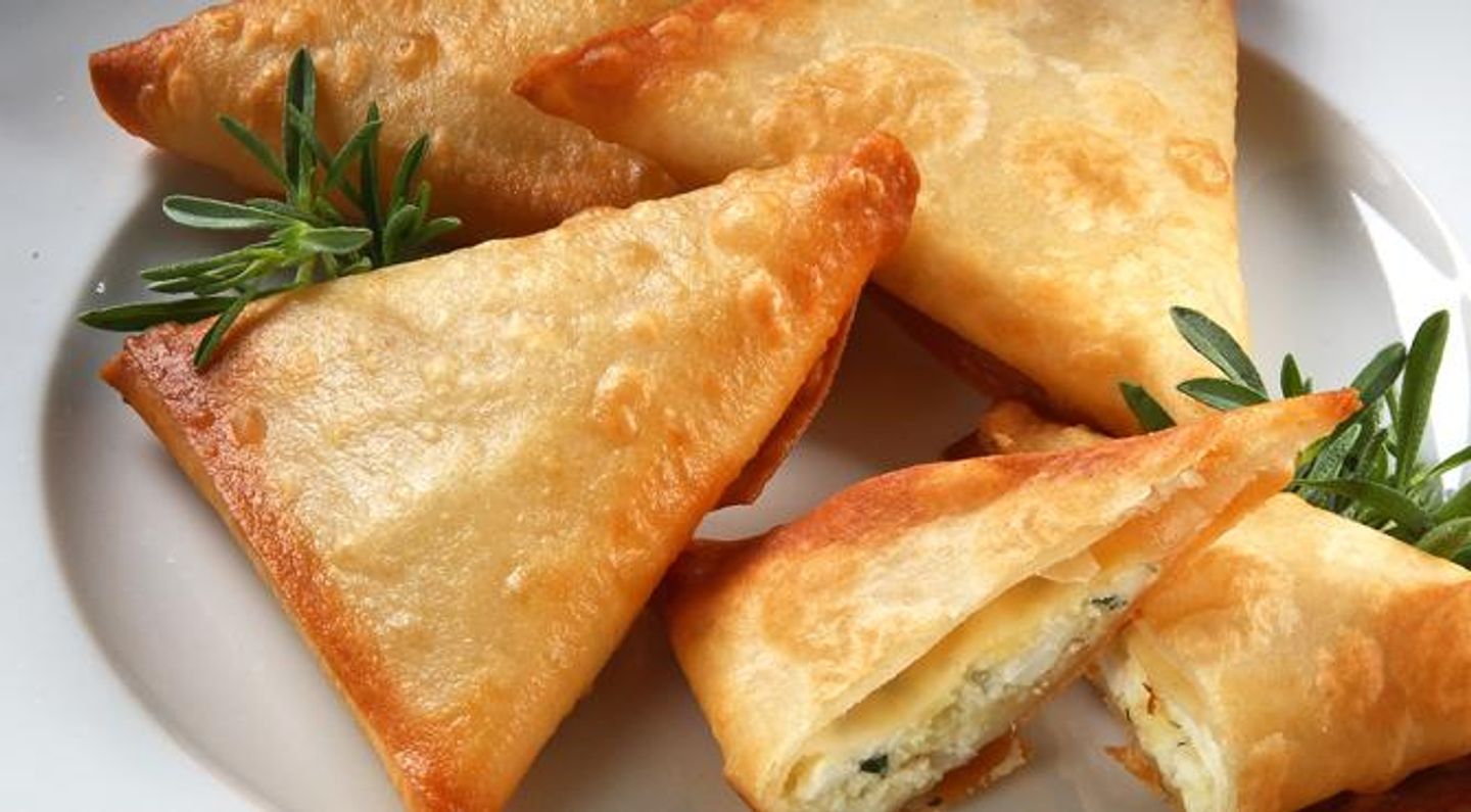 سمبوسة جبن - صغير