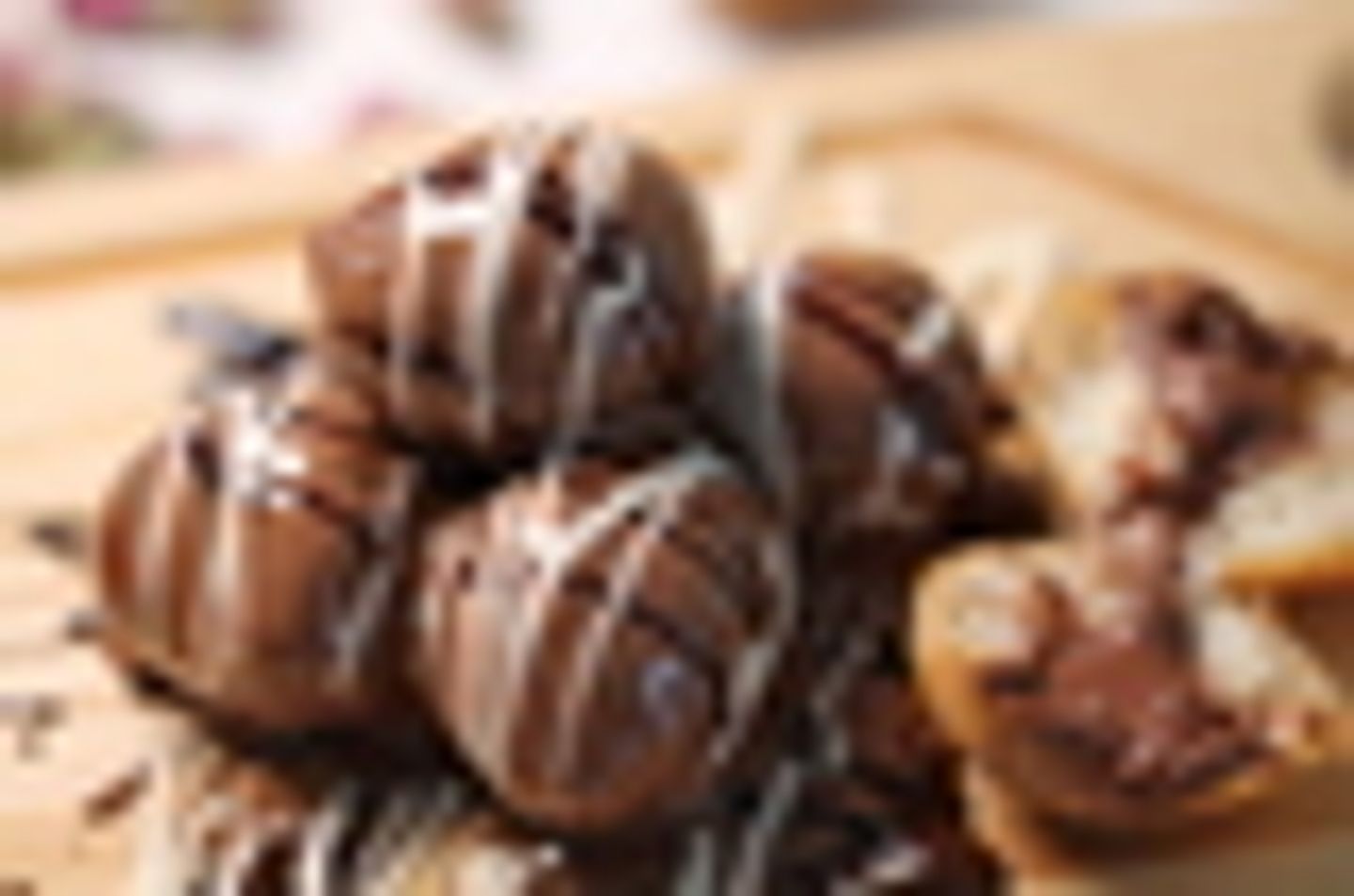 لقيمات شوكولاته - صغير