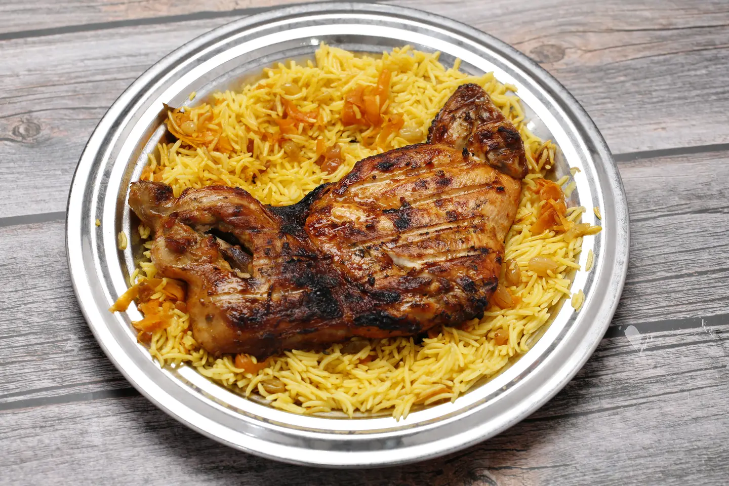 دجاج على الفحم - نص دجاجة