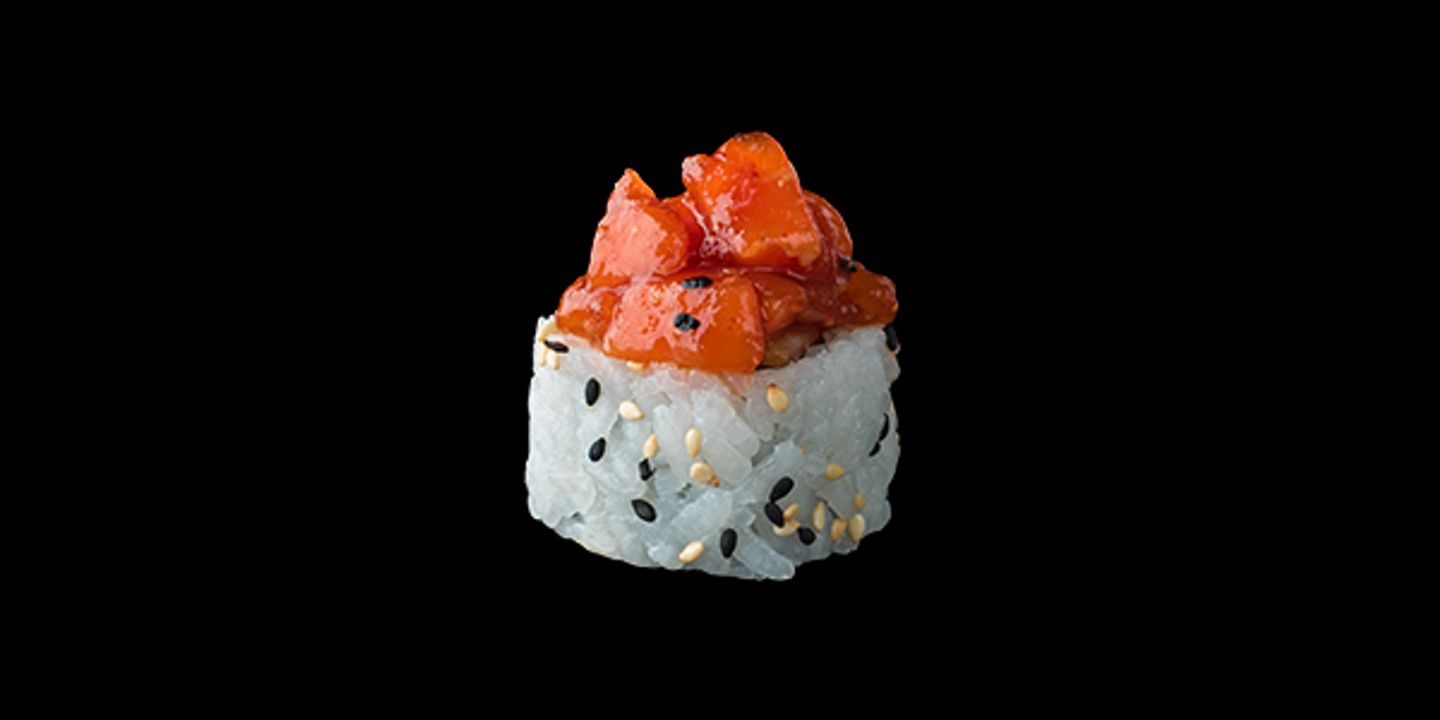 Salmon Spicy Califonia			 			 - 4 Pieces