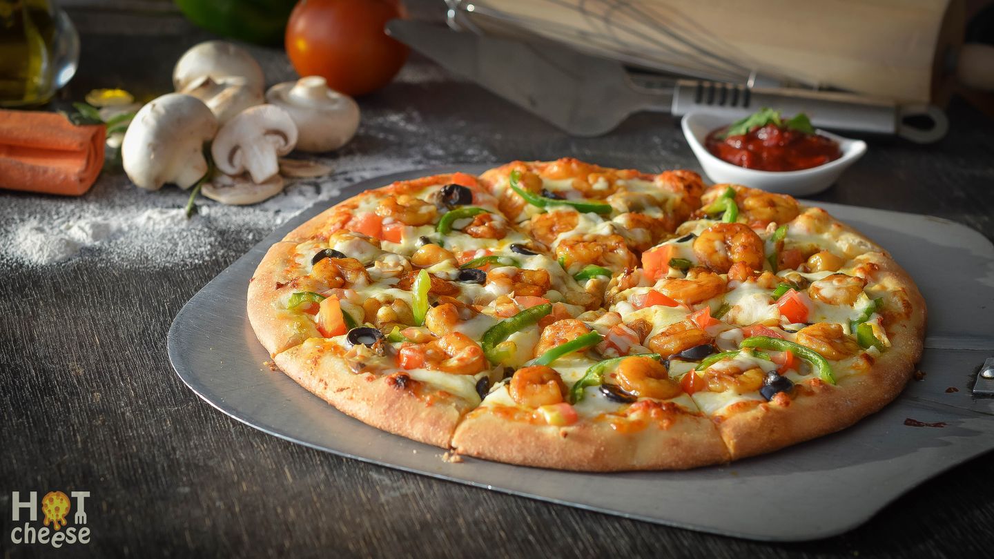 Shrimp Pizza - Medium