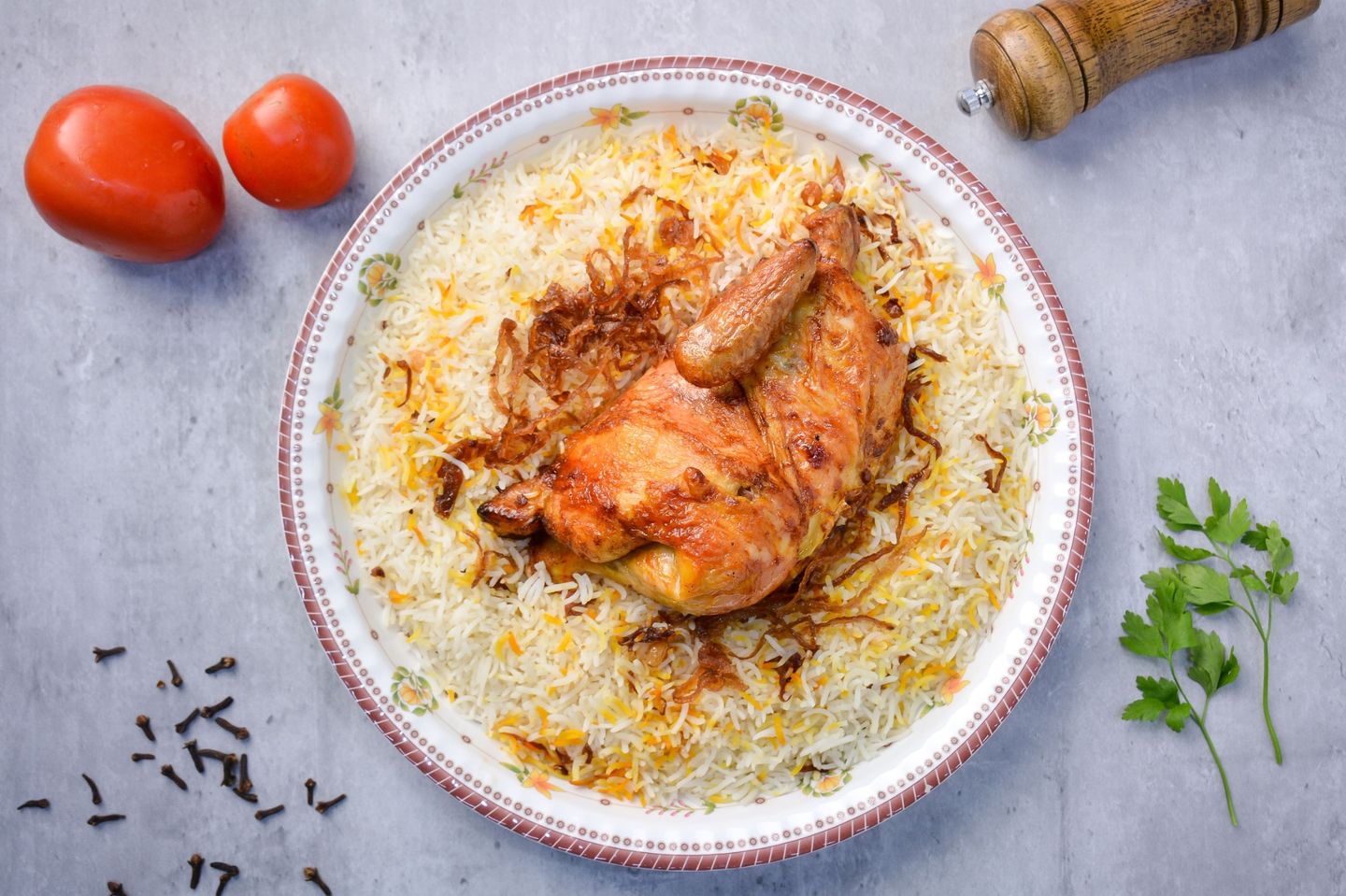 دجاج شواية  - نصف دجاجة شواية مع رز بشاور