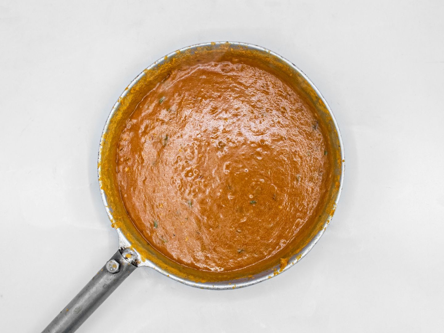 فول طاوة - وسط