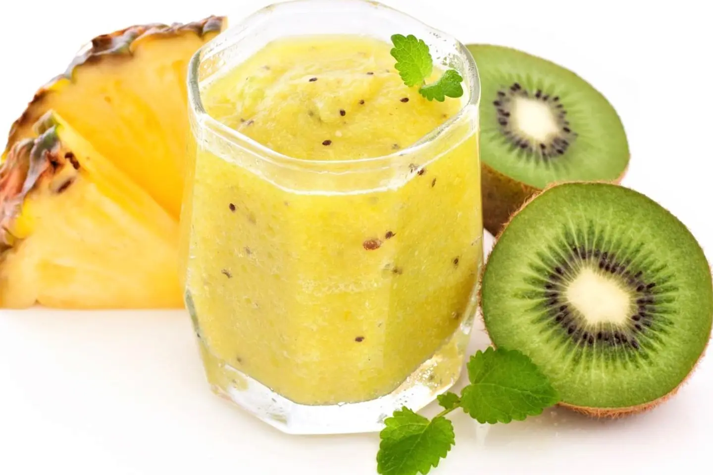 Pineapple And Kiwi  - Gallon 1.5 Ltr