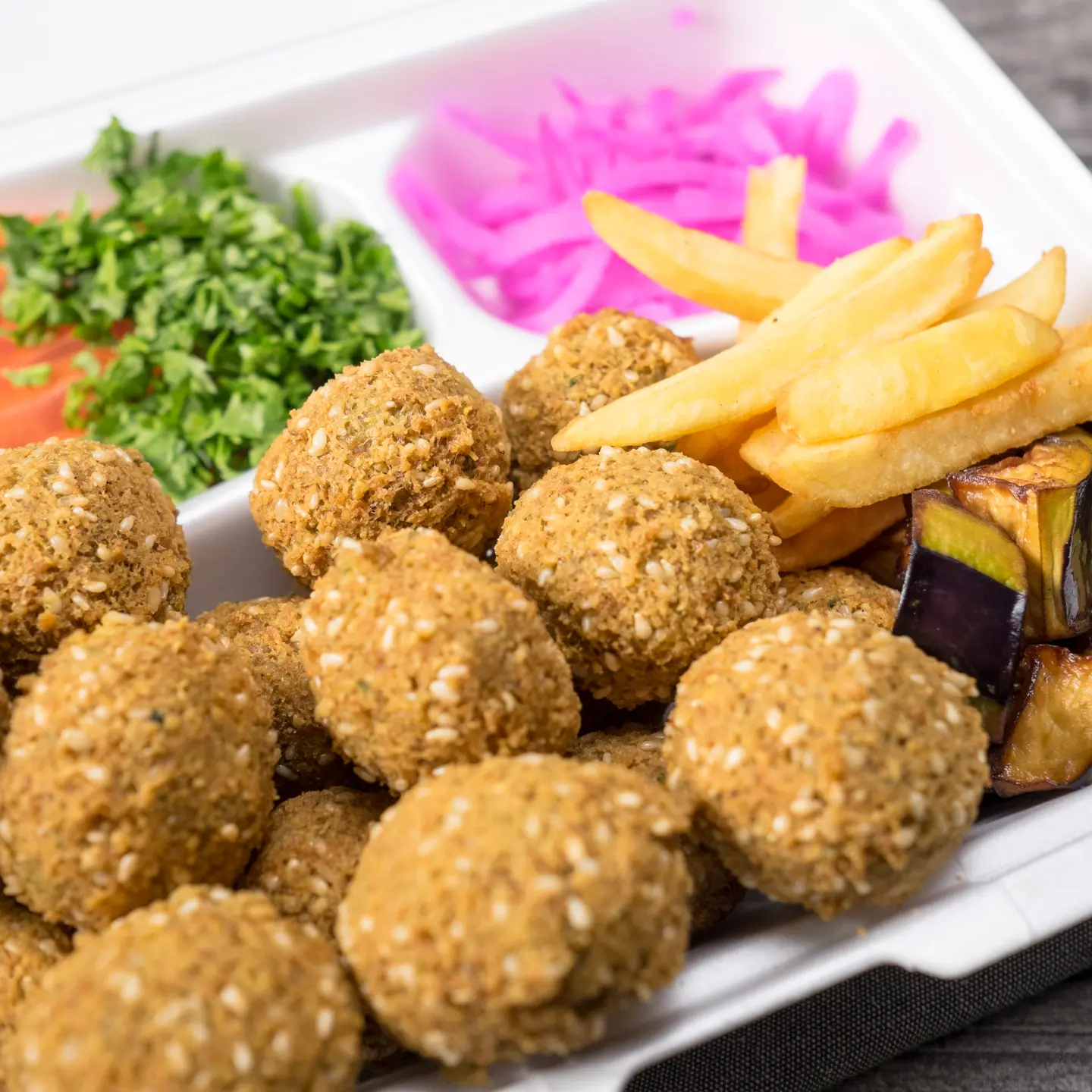 صحن فلافل مشكل  - صغير