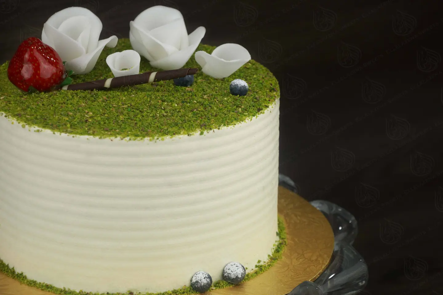 Pistachio Cake - 8 Persons