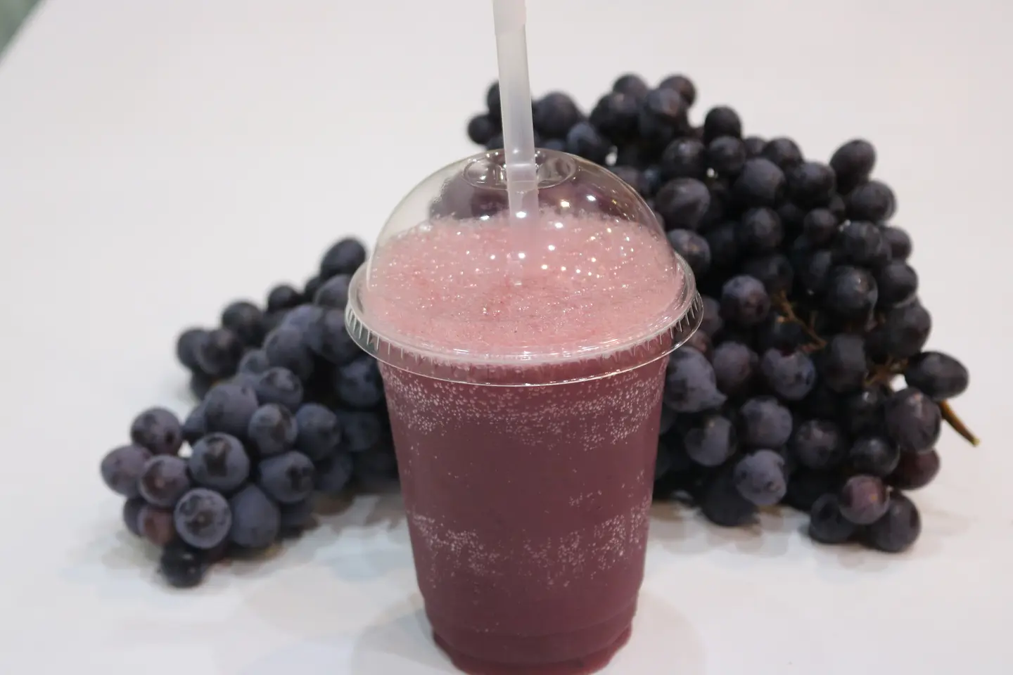 عصير عنب - كبير