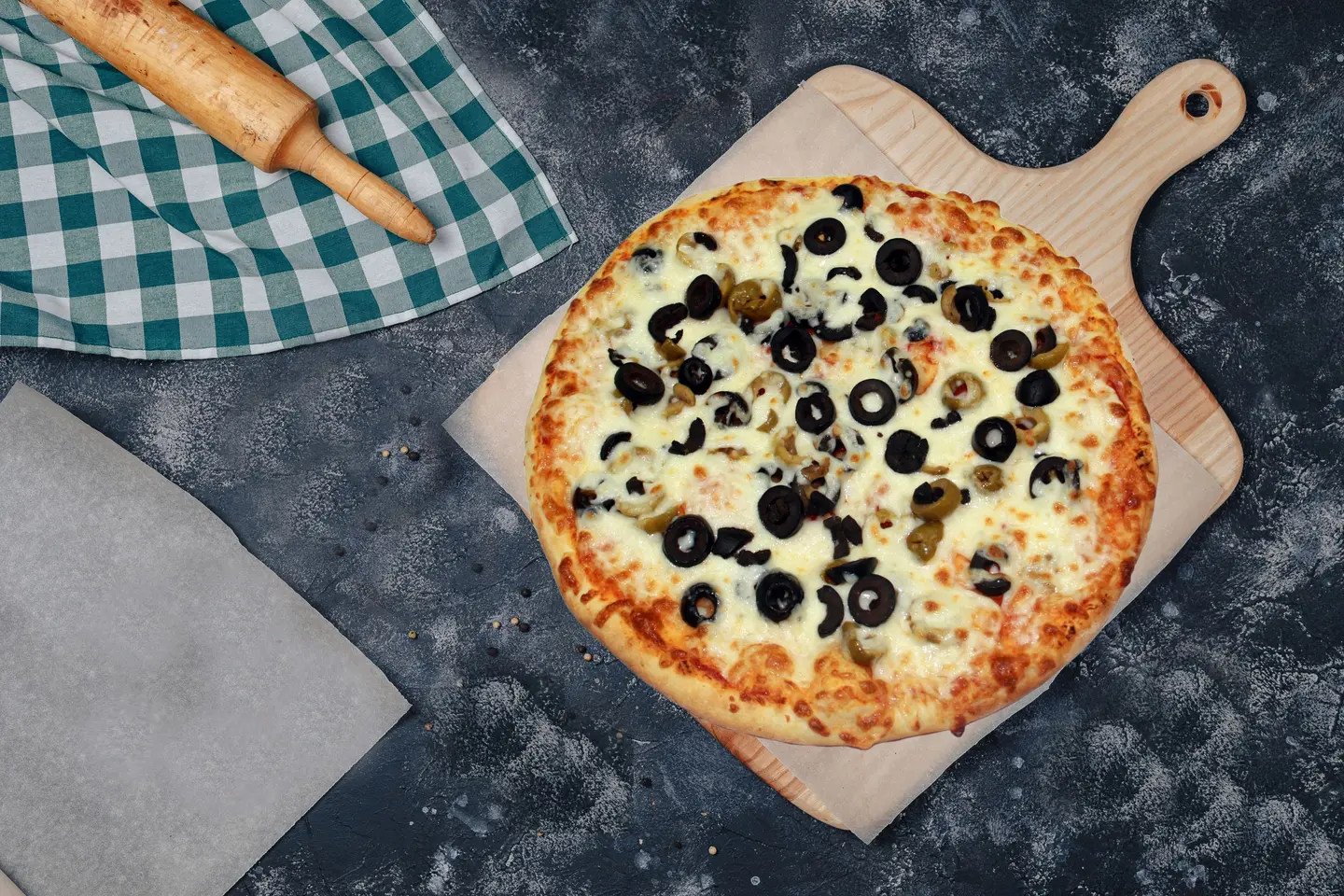 Olive Pizza - Small