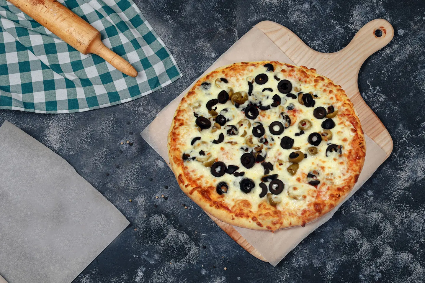 Fresh Chickens Pizza - Small