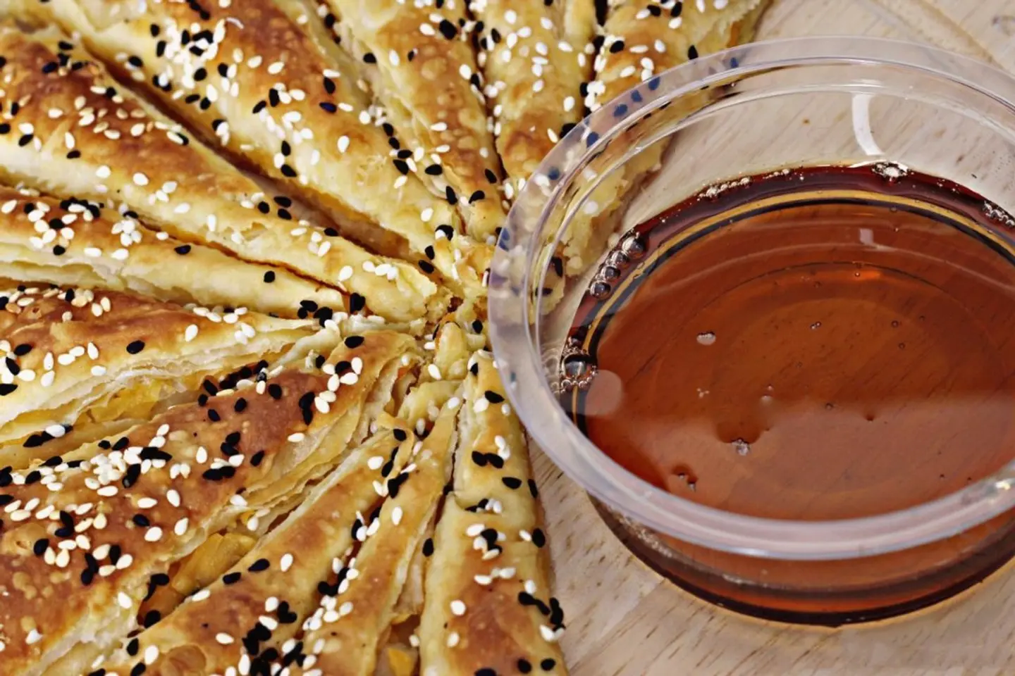 بنت الصحن بالعسل - صغير