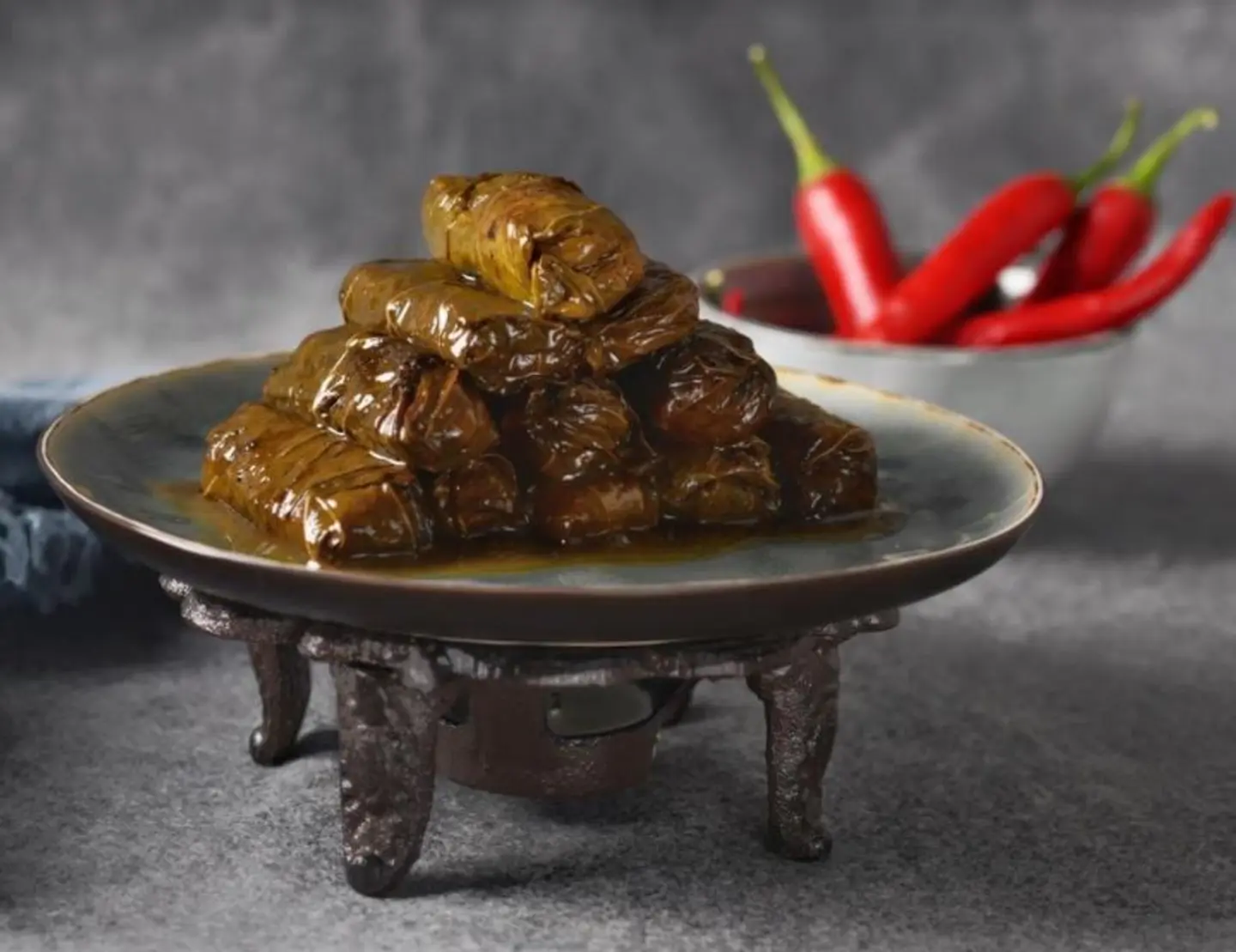 Spicy Grape Leaves - 6 Pieces