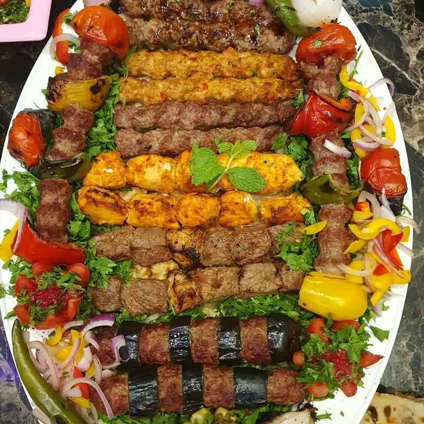 1250 جرام مشاوي مشكل - بدون أرز