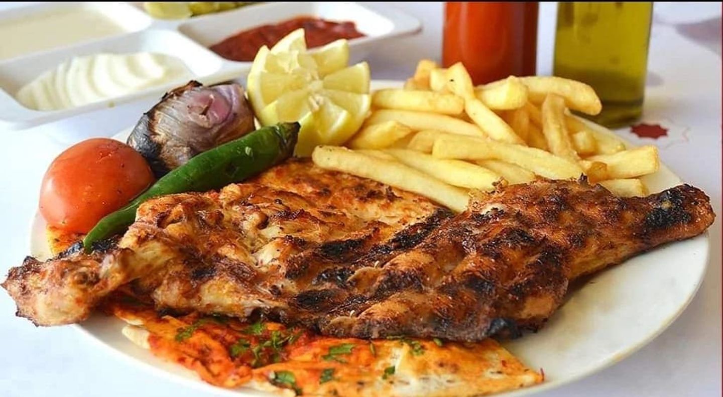 دجاجة كاملة على الفحم  - بدون رز