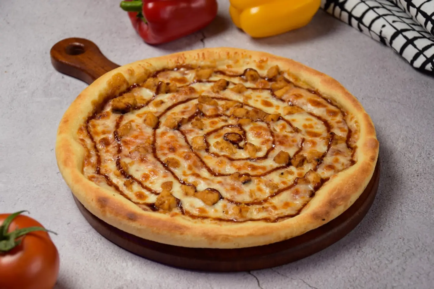 Pollo  Pizza - Medium