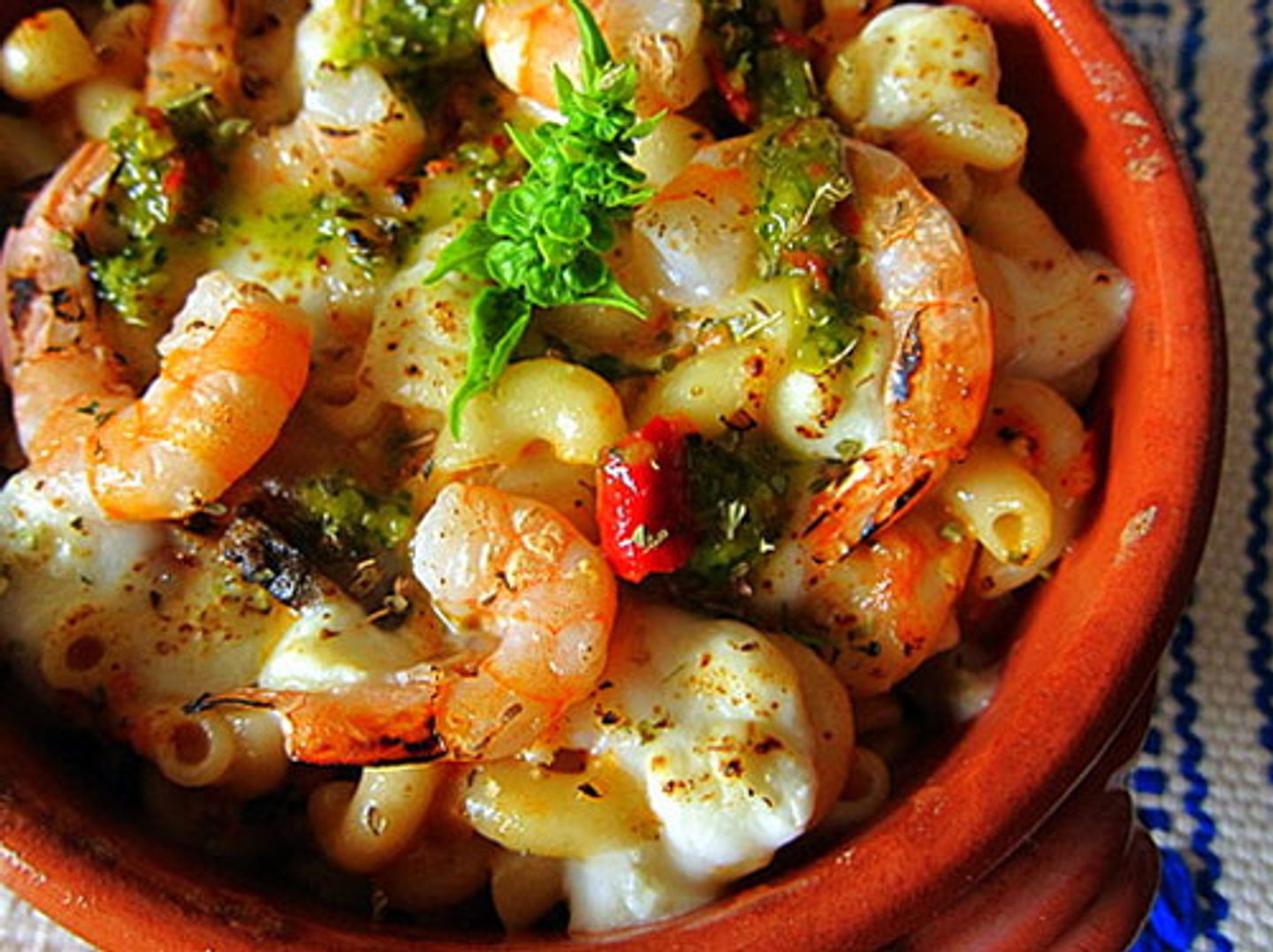 طاجن معكرونة مع الجمبري    - صغير