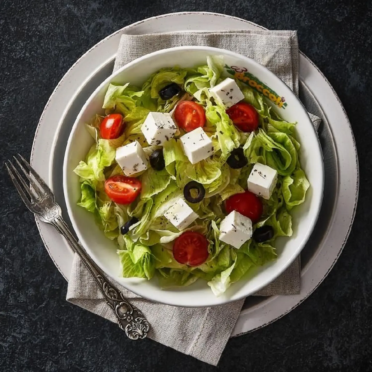 سلطة يونانية - كبير