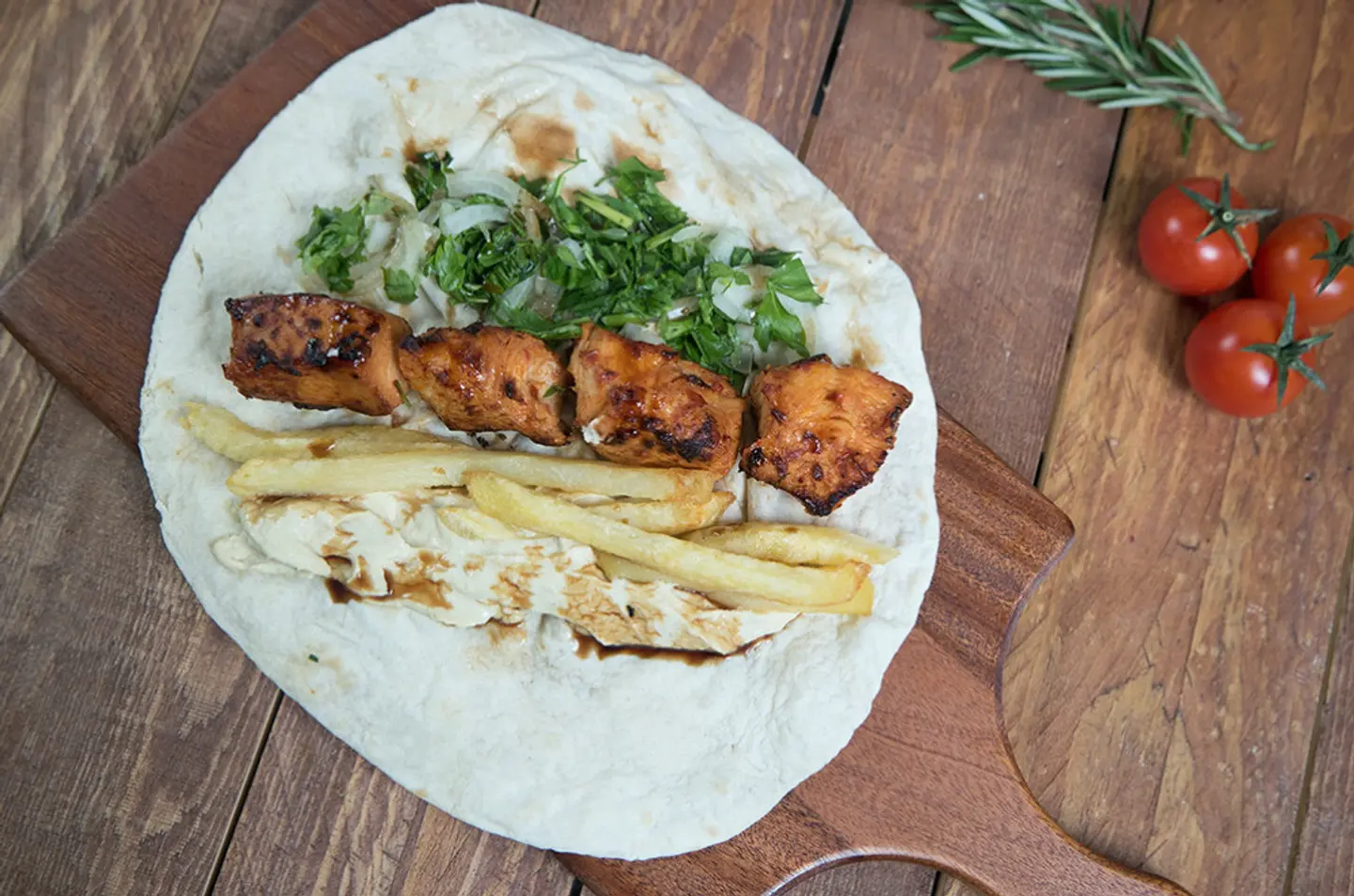 صاروخ شيش طاووق - مع جبن