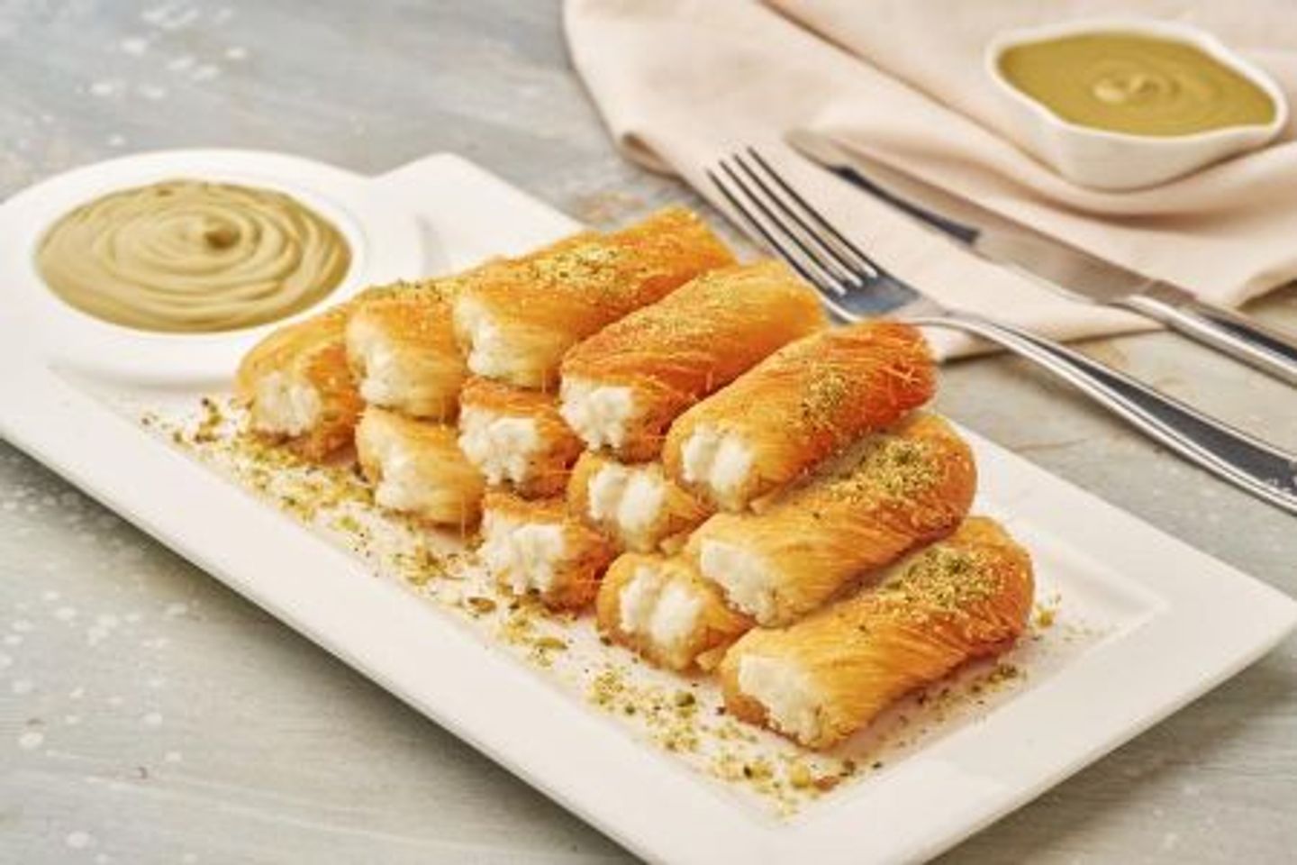 مبرومة جبنة الكنفاني -  وسط
