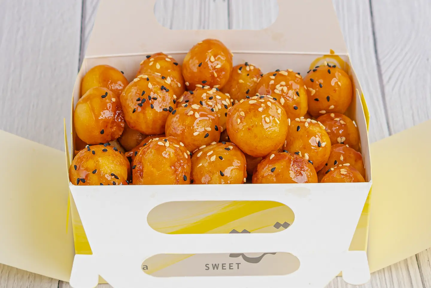 لقيمات  بالدبس - صغير