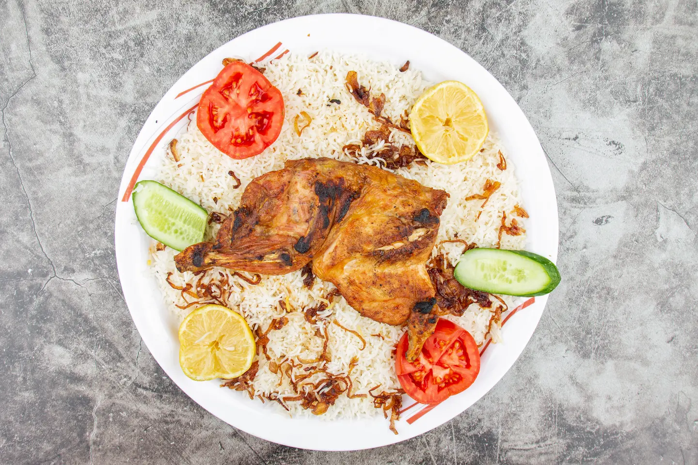 دجاج مظبي وارز بيشاوري - نص حبة دجاج