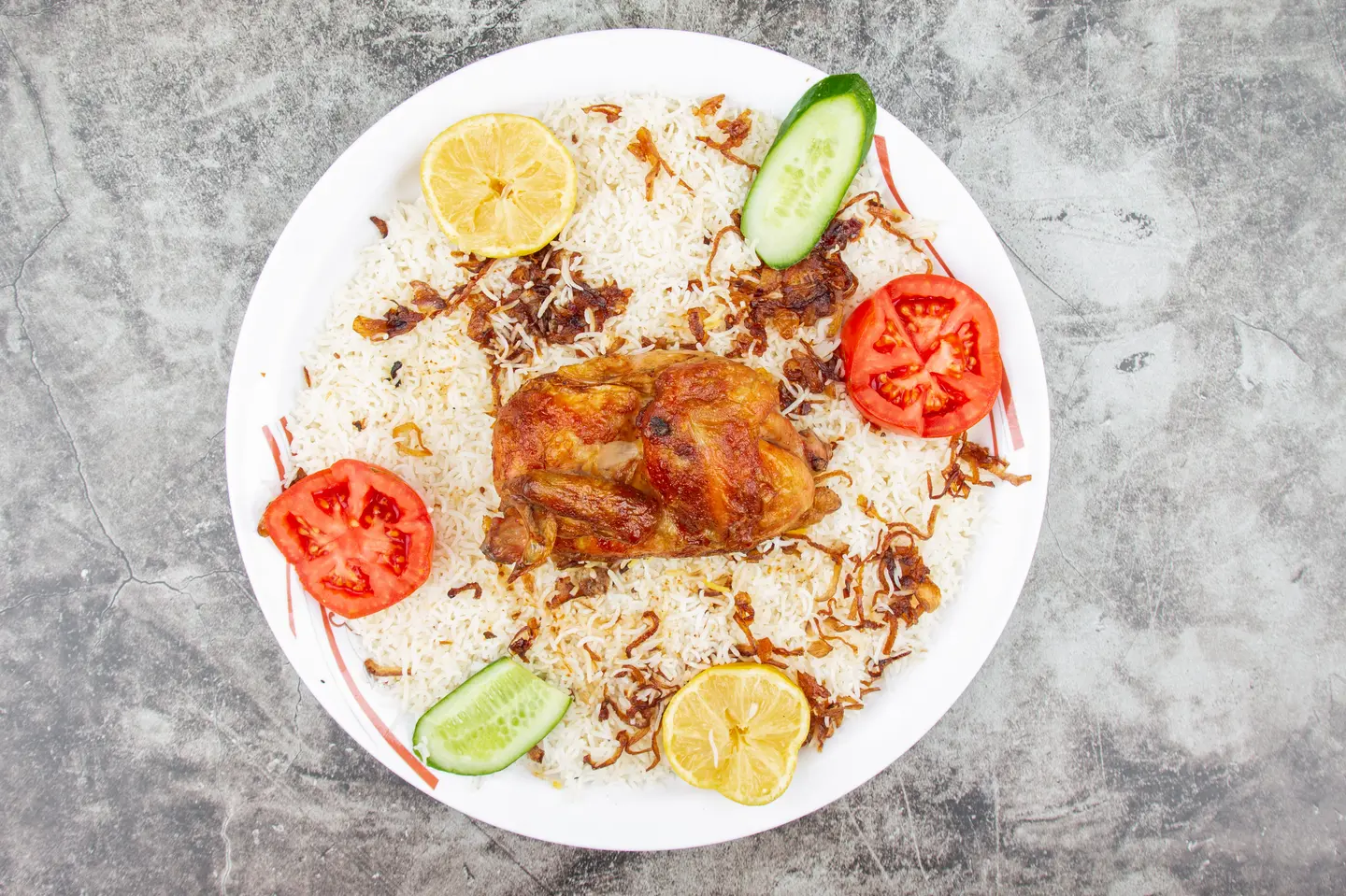 دجاج شواية وارز بيشاوري - نص حبة دجاج