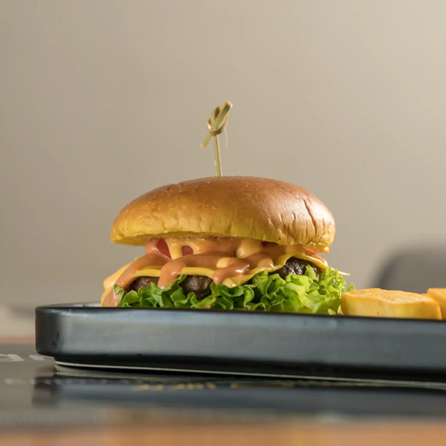 Classic Burger - Sandwich