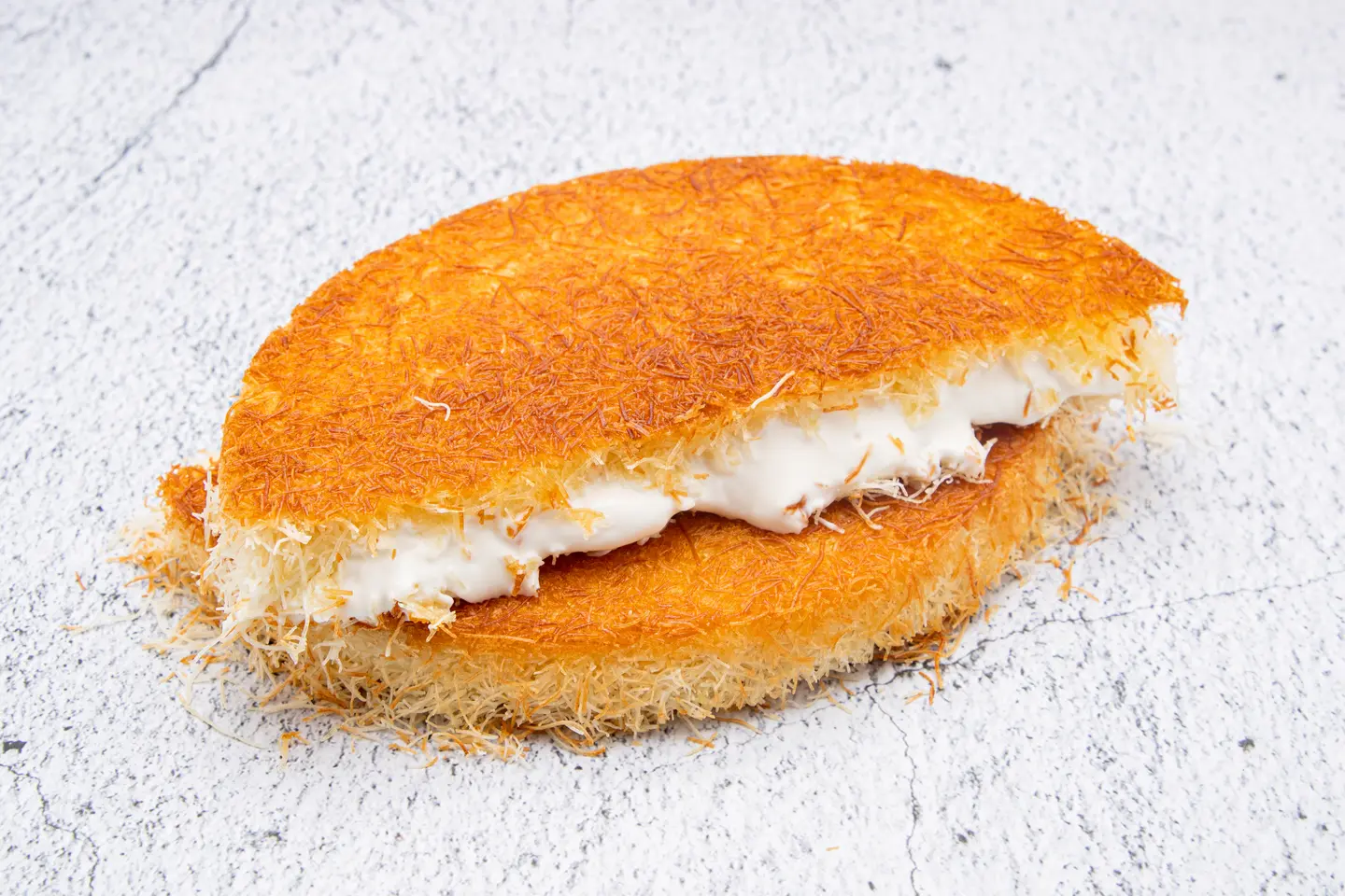 كنافة باقشطة مع الجبن - صغير