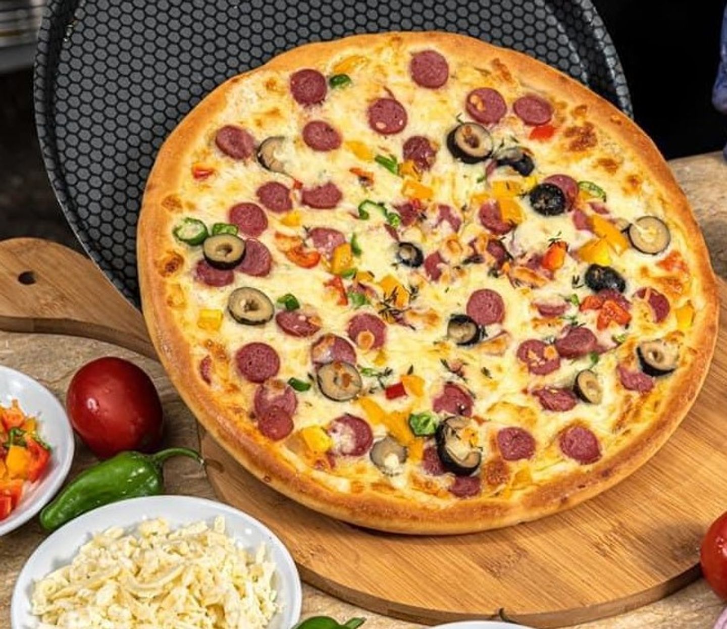 Mortadella Pizza - Small