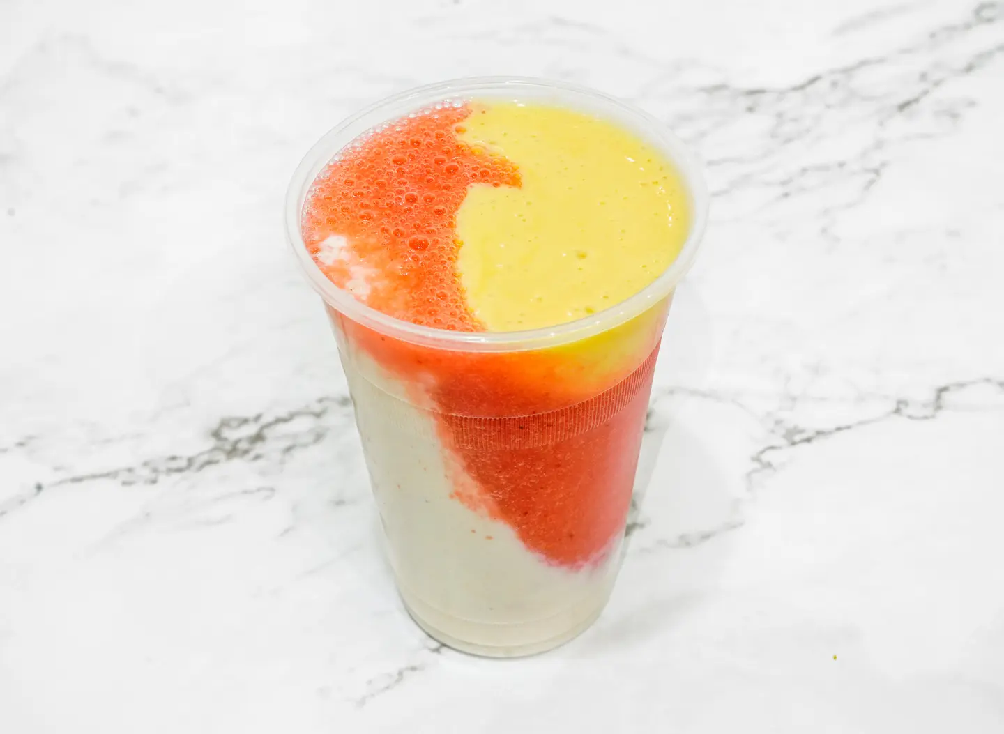 عصير كوكتيل فواكه الضيعة - وسط