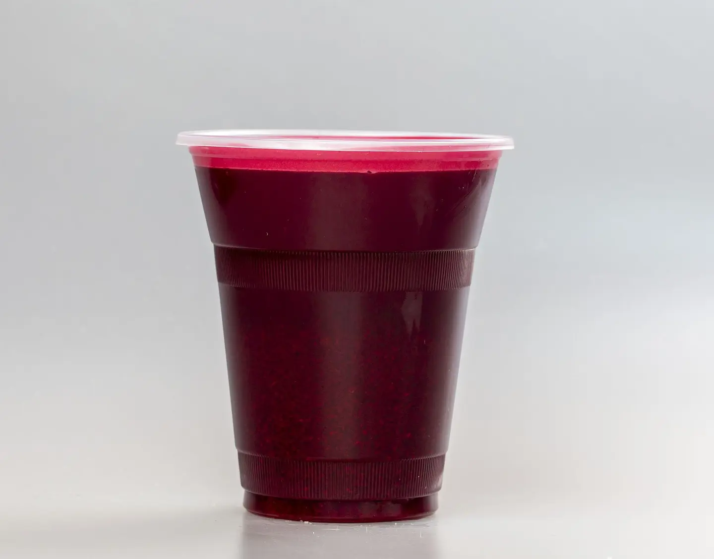 عنب أسود  - صغير