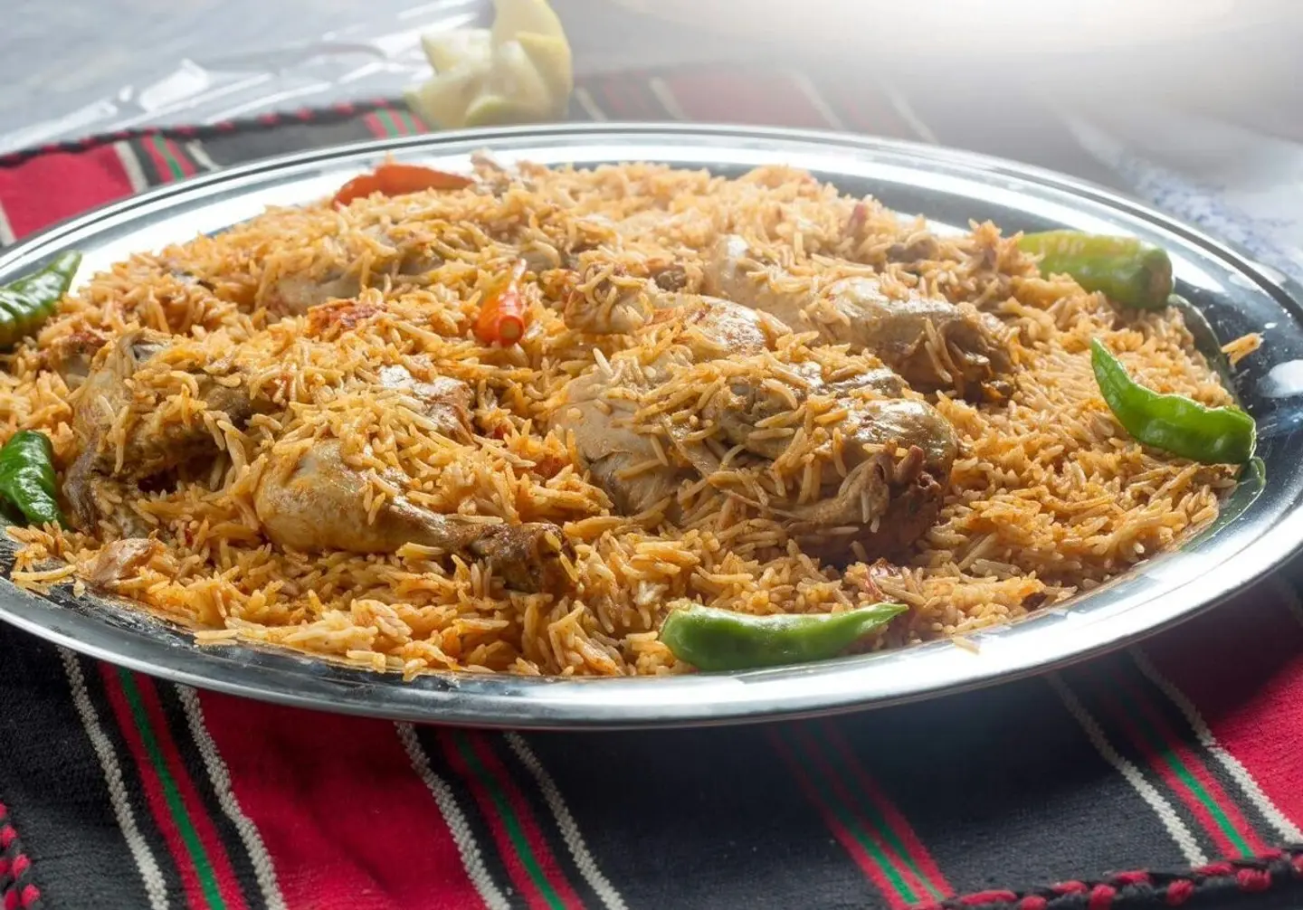 دجاج مضغوط - حبة دجاج كاملة