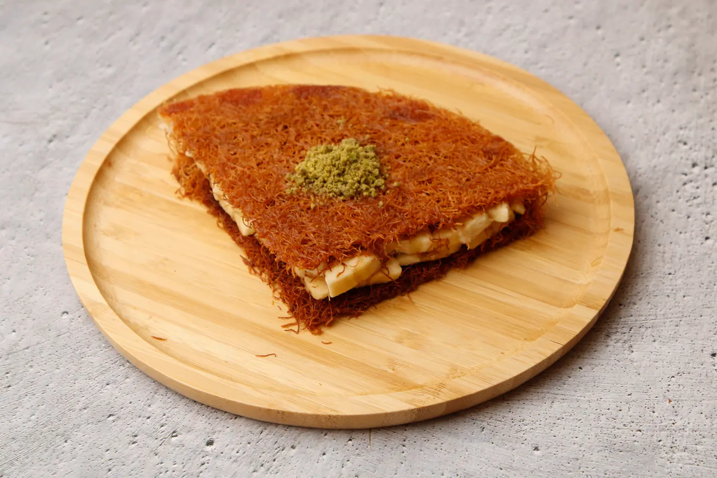 Rough Banana Knafa - Small [1 2 Persons]