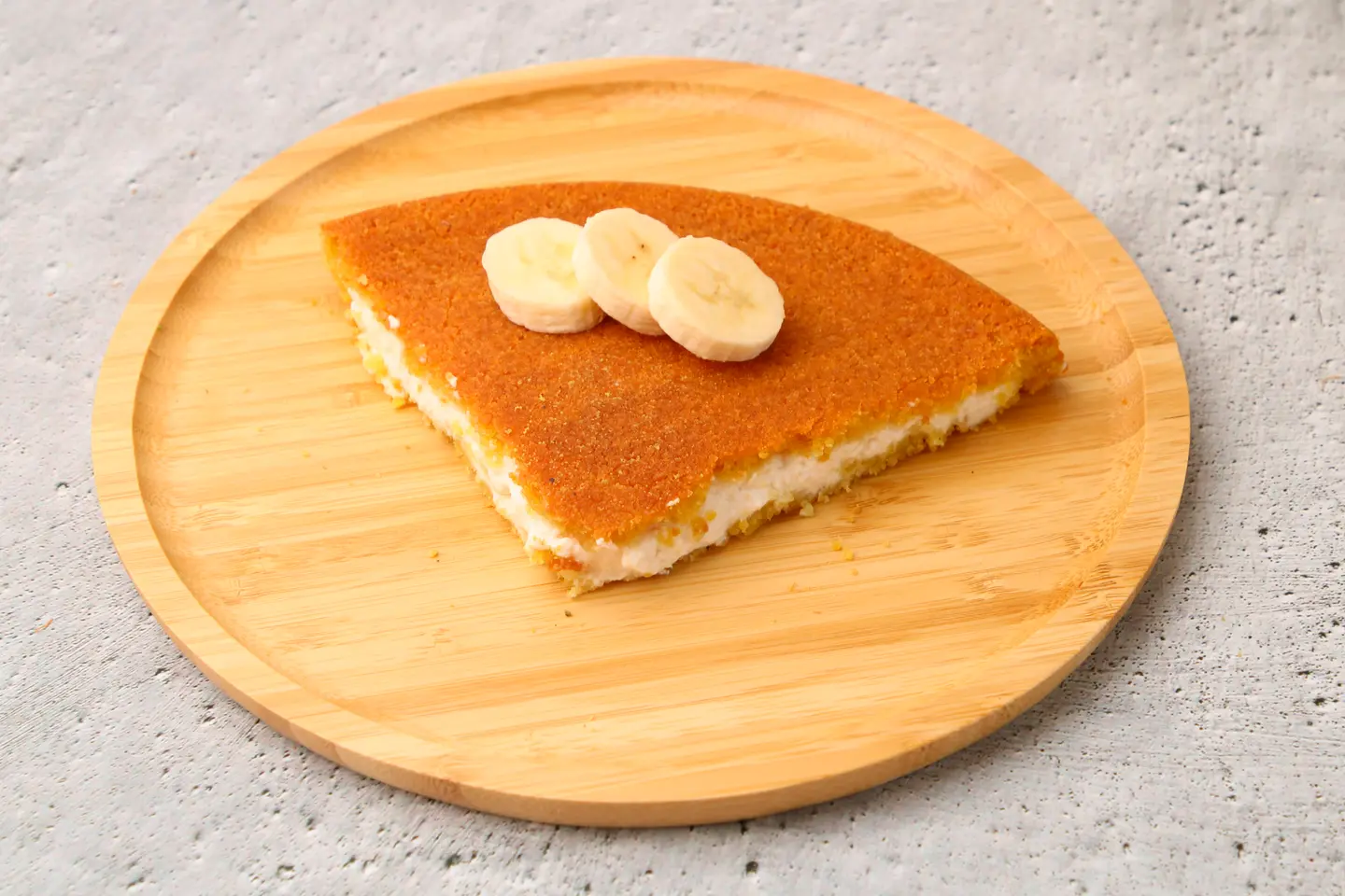 Fine Banana & Cream Knafa - Small [1 2 Persons]