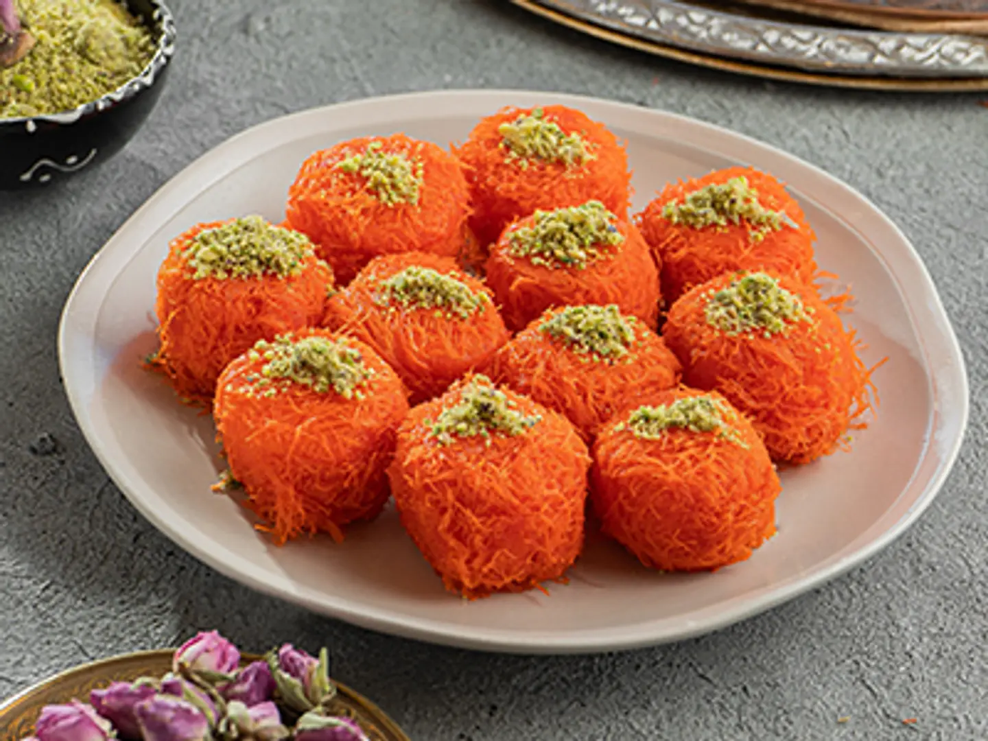 Luqmat Albaba Cream - Medium