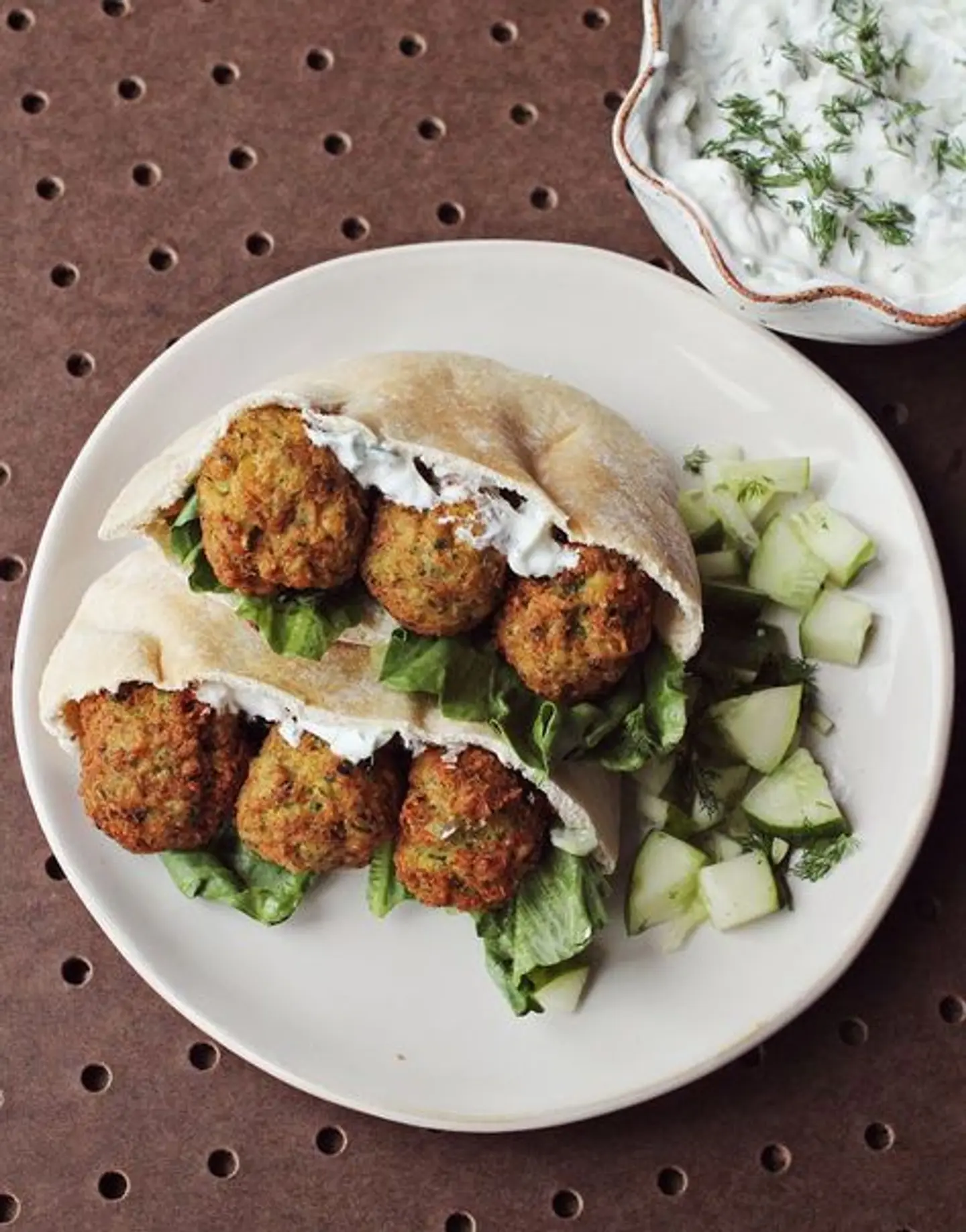 فطيرة فلافل - وسط