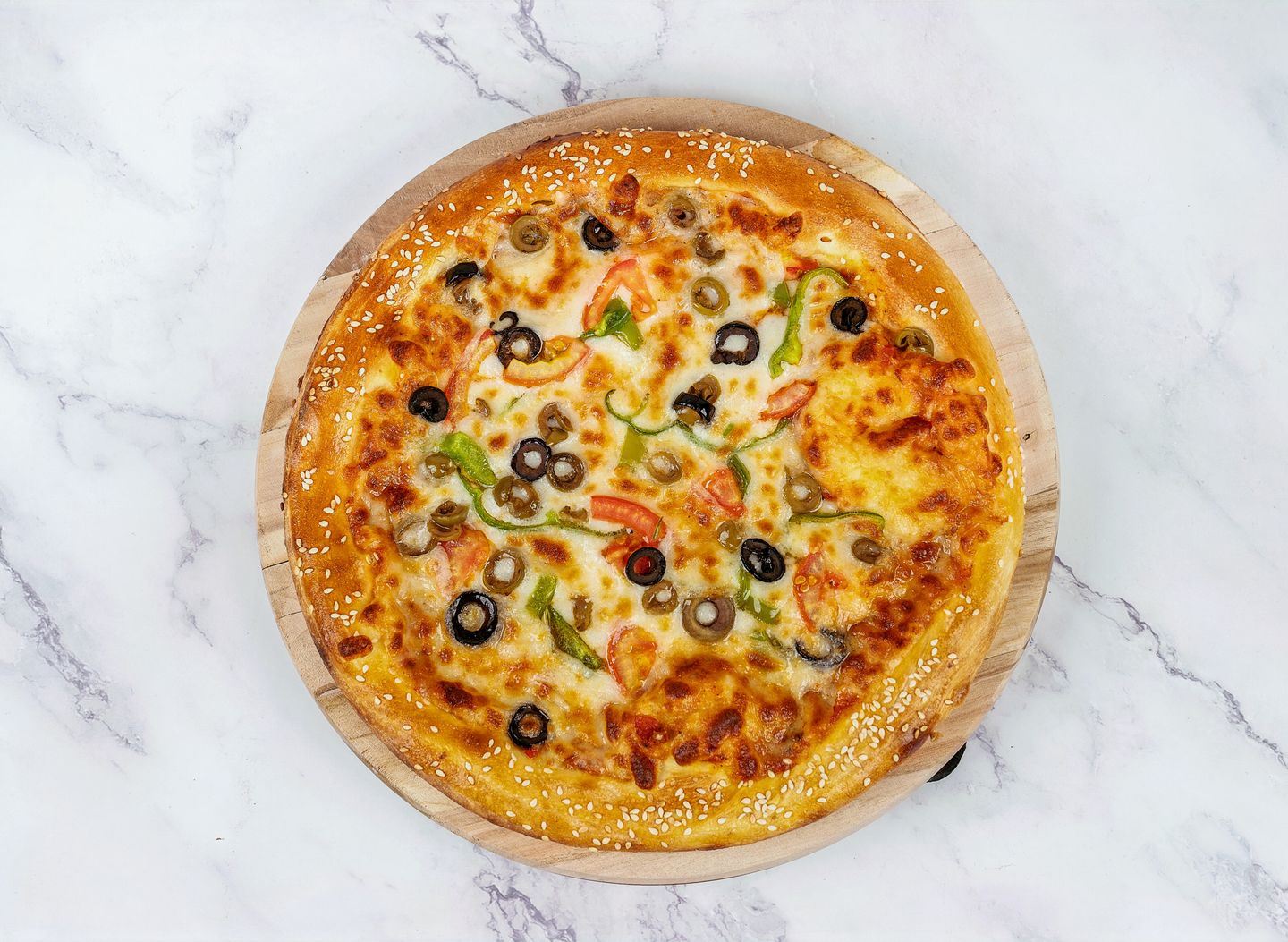 Vegetable Pizza - Medium
