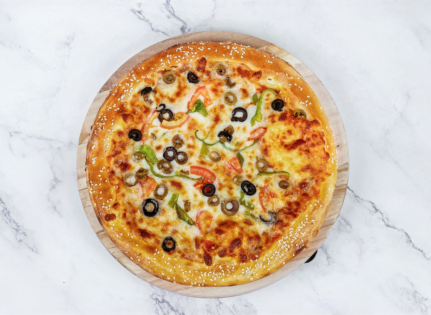 Vegetable Pizza - Medium