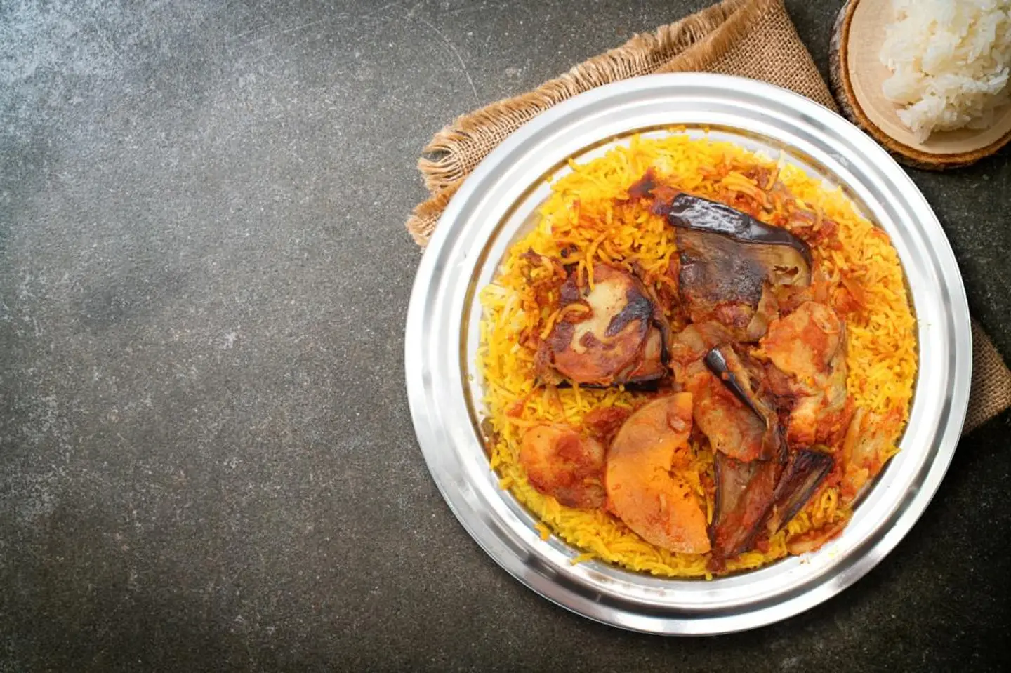 مقلوبة دجاج - نصف دجاجة