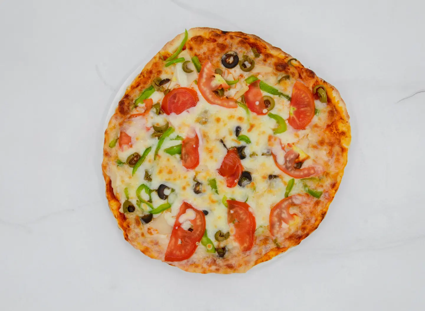 Hot Dog Pizza With Vegetables And Chicken - Small